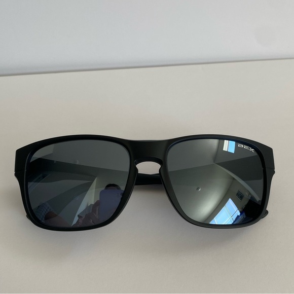 NWOT - Authentic - BEX - Mica Polarized Sunglasses - Black/Grey - Picture 8 of 14